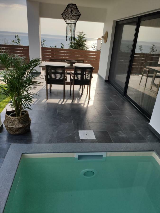 Thea Suites Potidea Nea Poteidaia Dış mekan fotoğraf