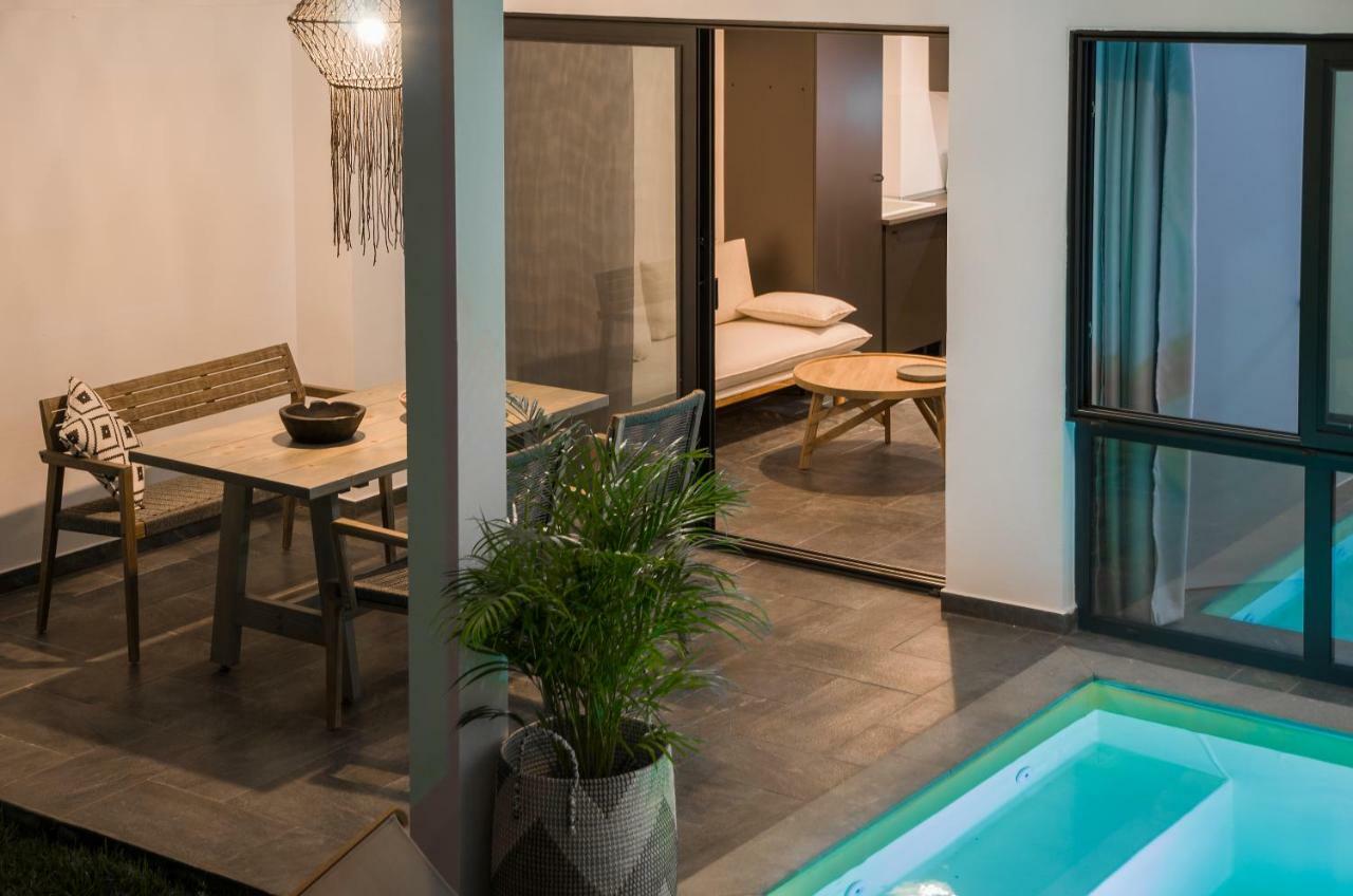 Thea Suites Potidea Nea Poteidaia Dış mekan fotoğraf