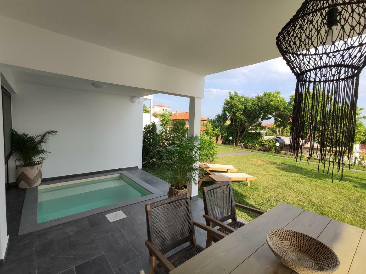 Thea Suites Potidea Nea Poteidaia Dış mekan fotoğraf